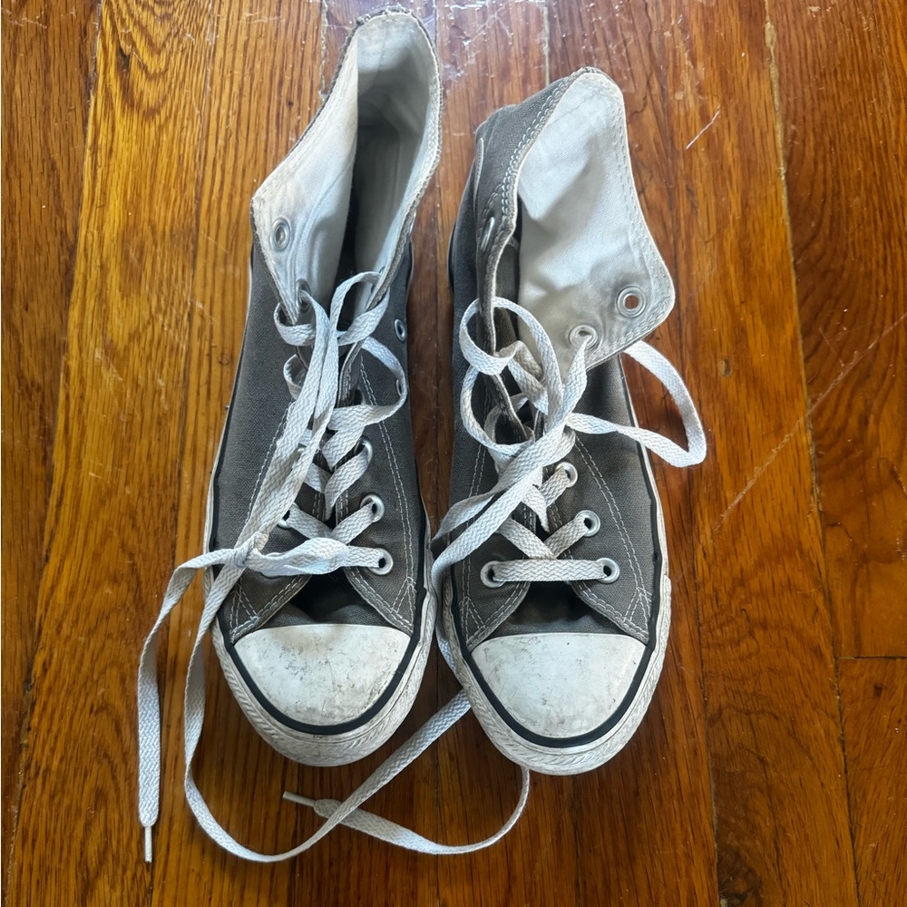 Gray Converse